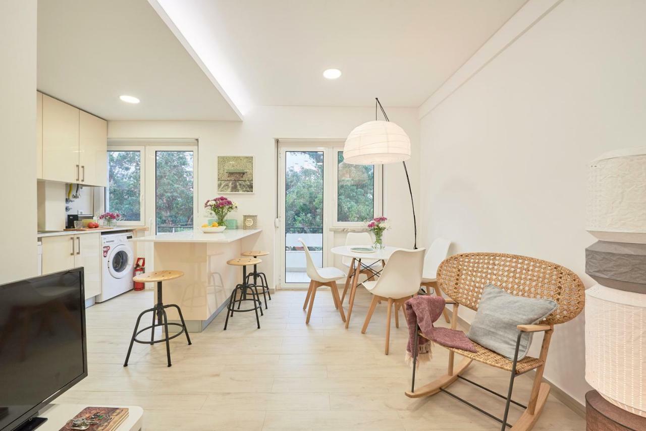 Light Apartment With Amazing Balcony, By Timecooler Lissabon Exterior foto